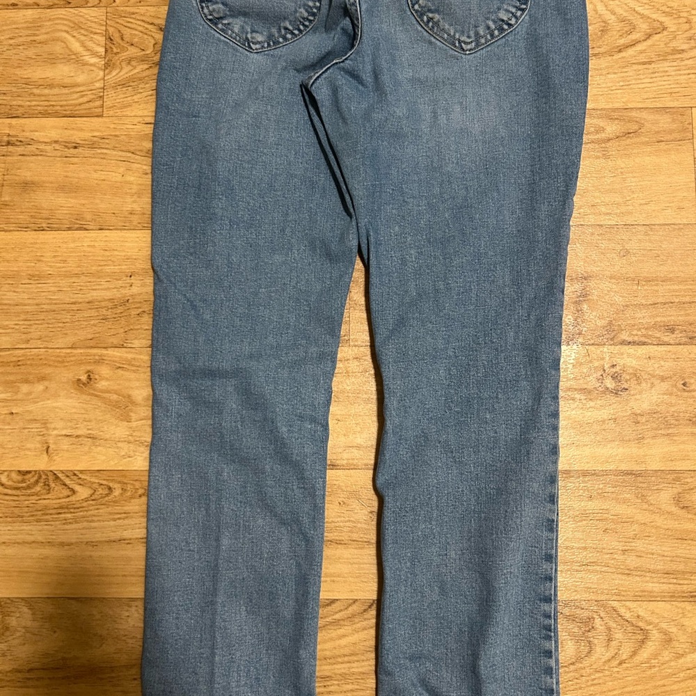 Wrangler Women's Straight Leg Jeans in Medium Blue Denim